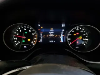 2020 Jeep Compass Limited z VIN 3C4NJDCB6LT204350, wystawiony jako Copart lot #63216935 z przebiegiem 54 766 mil mil oraz Szkoda całkowita • Salvage title. Historia ofert i sprzedaży dostępna na DreamBid. Obrazek 9.