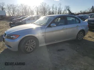 2006 BMW 3 Series 325xi with VIN WBAVD13556KV13231, listed as a Copart auction lot 43919835 with 49,041 mi miles and Salvage Title. Bid and sale history available at carsss.com. Image 1.