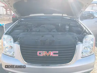 2013 GMC Yukon SLT with VIN 1GKS1CE04DR180881, listed as a IAAI auction lot 41647032 with 187,228 mi miles. Bid and sale history available at carsss.com. Image 10.