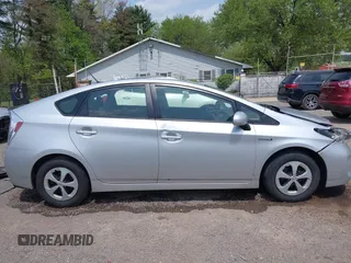 2013 Toyota Prius One with VIN JTDKN3DU7D5685051, listed as a IAAI auction lot 42155692 with 156,958 mi miles and . Bid and sale history available at DreamBid. Image 14.