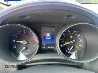2021 Toyota C-HR LE with VIN JTNKHMBX0M1098199, listed as a Copart auction lot 56197565 with 33,119 mi miles and Salvage Title. Bid and sale history available at DreamBid. Image 9.