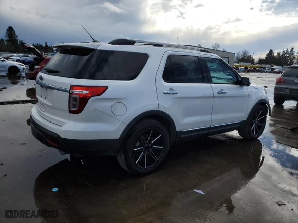 2015 Ford Explorer Limited with VIN 1FM5K7F84FGB11880, listed as a Copart auction lot 46460425 with 93,418 mi miles and Salvage Title. Bid and sale history available at carsss.com. Image 3.
