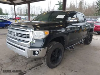 2015 Toyota Tundra 4WD Truck Platinum with VIN 5TFAY5F10FX457174, listed as a IAAI auction lot 41697740 with NaN miles. Bid and sale history available at carsss.com. Image 17.