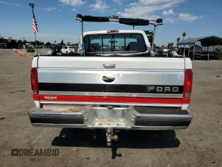 1996 Ford F-250 with VIN 1FTHX25F7TEA92660, listed as a Copart auction lot 63905214 with 208,271 mi miles and Salvage Title. Bid and sale history available at carsss.com. Image 6.