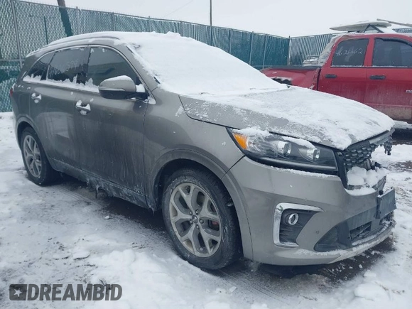 2019 Kia Sorento SX V6 with VIN 5XYPKDA58KG548822, listed as a IAAI auction lot 41606599 with 66,760 mi miles. Bid and sale history available at carsss.com. Image 1.