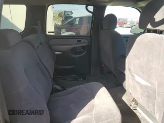 2002 Chevrolet Suburban LS with VIN 3GNFK16Z32G219170, listed as a Copart auction lot 73681914 with 200,759 mi miles and Salvage Title. Bid and sale history available at carsss.com. Image 11.