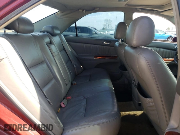 2004 Toyota Camry LE with VIN 4T1BE32K24U328539, listed as a Copart auction lot 44018445 with 259,477 mi miles and Salvage Title. Bid and sale history available at carsss.com. Image 10.