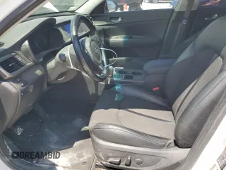 2018 Kia Optima S z VIN 5XXGT4L3XJG237484, wystawiony jako Copart lot #52161575 z przebiegiem 76 357 mil mil oraz Szkoda całkowita • Salvage title. Historia ofert i sprzedaży dostępna na DreamBid. Obrazek 7.