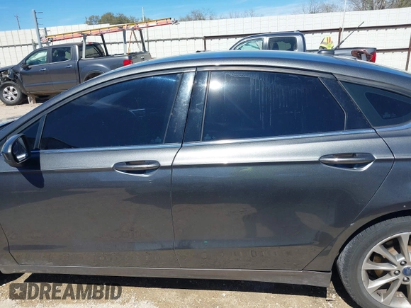 2017 Ford Fusion SE with VIN 3FA6P0H79HR198571, listed as a IAAI auction lot 41700901 with 159,386 mi miles and . Bid and sale history available at carsss.com. Image 14.