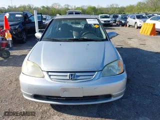 2002 Honda Civic EX with VIN 2HGES26752H548690, listed as a IAAI auction lot 42024682 with 226,881 mi miles. Bid and sale history available at carsss.com. Image 6.