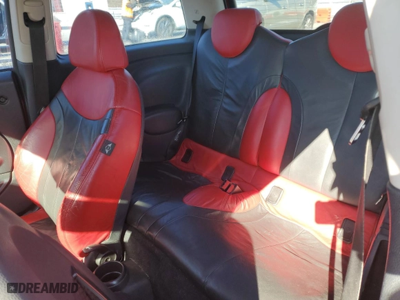 2004 MINI Cooper Hardtop S with VIN WMWRE33454TD88839, listed as a Copart auction lot 47638415 with 147,685 mi miles and Salvage Title. Bid and sale history available at carsss.com. Image 10.