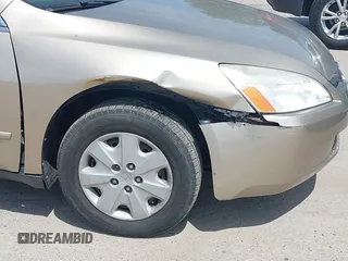 2003 Honda Accord LX z VIN 1HGCM55363A136733, wystawiony jako IAAI lot #42381107 z przebiegiem 124 907 mil mil oraz . Historia ofert i sprzedaży dostępna na DreamBid. Obrazek 6.