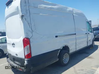 2022 Ford Transit Cargo with VIN 1FTBF4XG3NKA44975, listed as a IAAI auction lot 42666045 with 40,682 mi miles and . Bid and sale history available at DreamBid. Image 4.