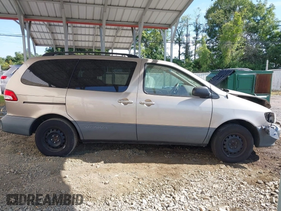 2002 Toyota Sienna LE with VIN 4T3ZF13C82U465335, listed as a IAAI auction lot 40274809 with 178,560 mi miles and . Bid and sale history available at DreamBid. Image 13.