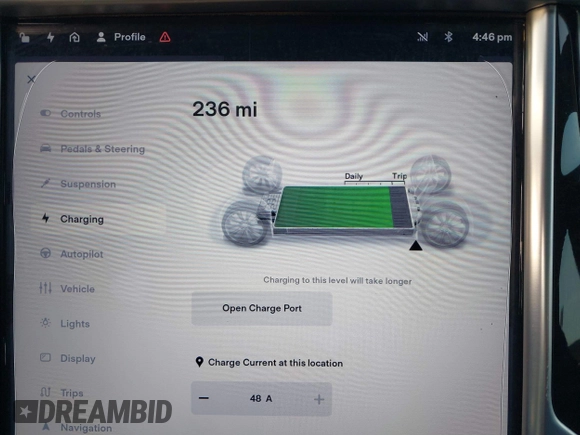 2016 Tesla Model S 90D z VIN 5YJSA1E26GF156108, wystawiony jako IAAI lot #41453148 z przebiegiem 74 717 mil mil oraz . Historia ofert i sprzedaży dostępna na DreamBid. Obrazek 18.