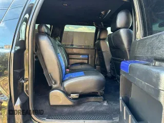 2004 Ford Excursion Eddie Bauer with VIN 1FMSU45P14EA06923, listed as a Copart auction lot 52830855 with 186,217 mi miles and Clean Title. Bid and sale history available at DreamBid. Image 12.