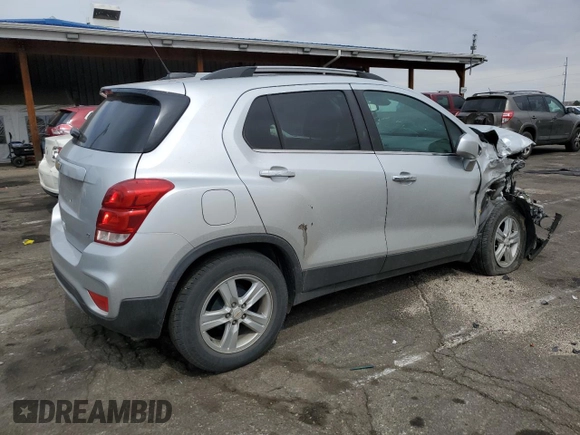 2020 Chevrolet Trax LT with VIN KL7CJLSB2LB009363, listed as a Copart auction lot 50605475 with 56,814 mi miles and Salvage Title. Bid and sale history available at DreamBid. Image 3.