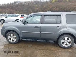 2011 Honda Pilot EX-L with VIN 5FNYF4H67BB001622, listed as a IAAI auction lot 41954379 with 157,910 mi miles and . Bid and sale history available at carsss.com. Image 14.