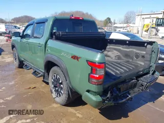 2023 Nissan Frontier Pro-4X z VIN 1N6ED1EK2PN615718, wystawiony jako IAAI lot #41739218 z przebiegiem 19 875 mil mil oraz . Historia ofert i sprzedaży dostępna na DreamBid. Obrazek 3.