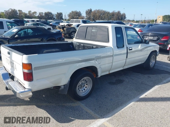 1991 Toyota Pickup с VIN JT4VN93D9M5018869, выставлен на аукционе IAAI как лот 41809090 с пробегом 312 527 миль миль и . История ставок и продаж доступна на DreamBid. Изображение 4.