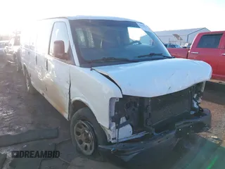 2014 Chevrolet Express Cargo z VIN 1GCSGAFX3E1131469, wystawiony jako IAAI lot #41815968 z przebiegiem 207 023 mil mil oraz . Historia ofert i sprzedaży dostępna na DreamBid. Obrazek 1.