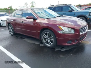 2011 Nissan Maxima 3.5 SV with VIN 1N4AA5APXBC824234, listed as a IAAI auction lot 41989627 with 212,391 mi miles. Bid and sale history available at carsss.com. Image 1.
