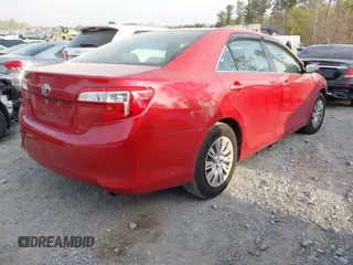 2014 Toyota Camry L with VIN 4T1BF1FK3EU770985, listed as a IAAI auction lot 41896125 with 146,100 mi miles. Bid and sale history available at carsss.com. Image 4.