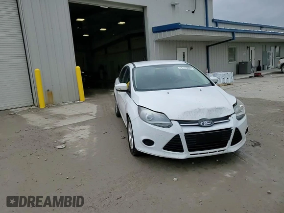 2013 Ford Focus SE z VIN 1FADP3F25DL309061, wystawiony jako Copart lot #55157285 z przebiegiem 170 647 mil mil oraz Nie do naprawy • Non repairable. Historia ofert i sprzedaży dostępna na DreamBid. Obrazek 13.