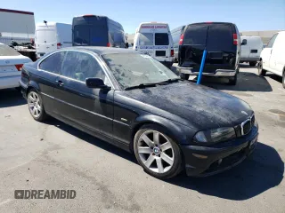 2001 BMW 3 Series 325Ci with VIN WBABN334X1JW49159, listed as a Copart auction lot 67799724 with 215,468 mi miles and Salvage Title. Bid and sale history available at carsss.com. Image 4.