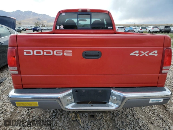 1999 Dodge Dakota SLT with VIN 1B7GG22X7XS101535, listed as a Copart auction lot 71592334 with 151,644 mi miles and Salvage Title. Bid and sale history available at DreamBid. Image 6.
