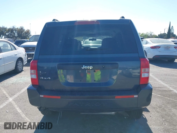 2007 Jeep Patriot Sport with VIN 1J8FF28W87D294692, listed as a IAAI auction lot 42236349 with 127,859 mi miles and . Bid and sale history available at DreamBid. Image 16.