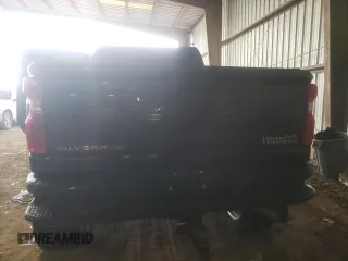 2020 Chevrolet Silverado 3500HD High Country with VIN 1GC4YVEY7LF142868, listed as a Copart auction lot 72174212 with 66,987 mi miles and Non Repairable. Bid and sale history available at carsss.com. Image 6.