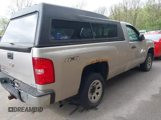 2008 Chevrolet Silverado 1500 1LT with VIN 1GCEK14078E156874, listed as a IAAI auction lot 42176346 with 194,733 mi miles and . Bid and sale history available at DreamBid. Image 4.