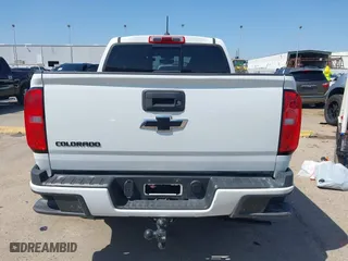 2019 Chevrolet Colorado 2WD LT with VIN 1GCGSCEN8K1266572, listed as a IAAI auction lot 42023232 with 82,394 mi miles. Bid and sale history available at carsss.com. Image 17.