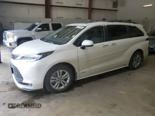 2021 Toyota Sienna XLE with VIN 5TDYRKEC0MS041223, listed as a Copart auction lot 55113465 with 97,670 mi miles and Clean Title. Bid and sale history available at DreamBid. Image 1.