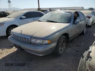 1995 Chevrolet Caprice z VIN 1G1BL52W6SR117717, wystawiony jako Copart lot #60950904 z przebiegiem 48 461 mil mil oraz Czysty tytuł • Clean title. Historia ofert i sprzedaży dostępna na DreamBid. Obrazek 1.