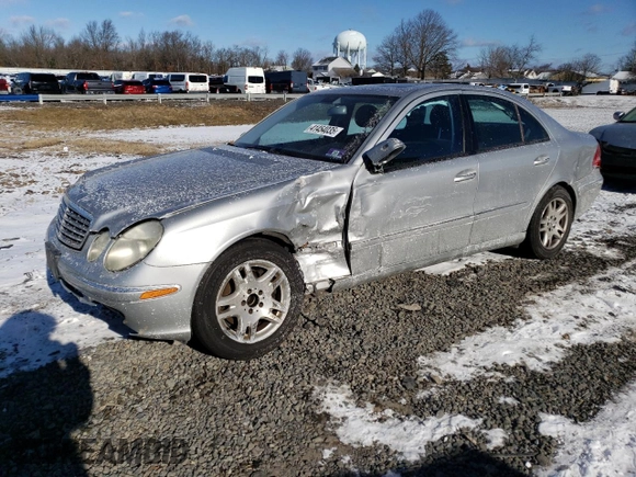 2004 Mercedes-Benz E-Class 3.2L with VIN WDBUF82J74X150462, listed as a Copart auction lot 41454035 with 152,881 mi miles and Clean Title. Bid and sale history available at carsss.com. Image 1.