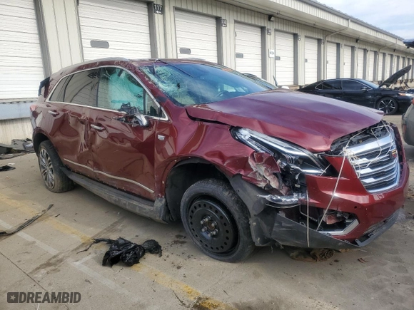 2017 Cadillac XT5 Premium Luxury FWD with VIN 1GYKNCRS1HZ121654, listed as a Copart auction lot 44440455 with NaN miles and Clean Title. Bid and sale history available at carsss.com. Image 4.