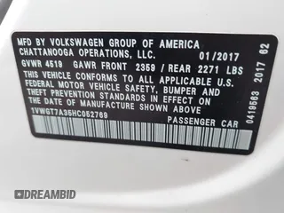 2017 Volkswagen Passat SE z VIN 1VWGT7A35HC052769, wystawiony jako IAAI lot #41687009 z przebiegiem 59 791 mil mil oraz . Historia ofert i sprzedaży dostępna na DreamBid. Obrazek 9.