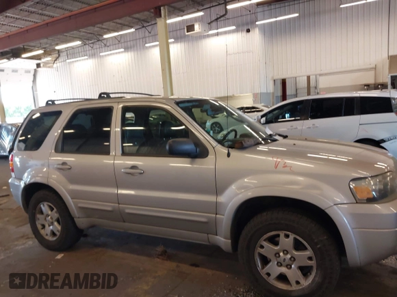 2007 Ford Escape Limited с VIN 1FMCU94197KA36921, выставлен на аукционе IAAI как лот 40426720 с пробегом 177 909 миль миль и . История ставок и продаж доступна на DreamBid. Изображение 14.