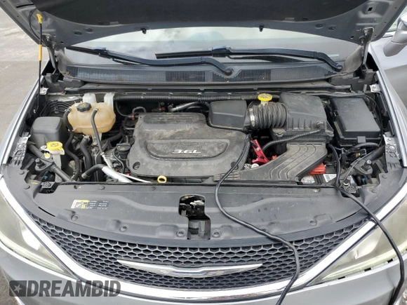 2017 Chrysler Pacifica Limited с VIN 2C4RC1GG3HR688911, выставлен на аукционе Copart как лот 53577415 с пробегом 48 993 миль миль и Списание • Salvage title. История ставок и продаж доступна на DreamBid. Изображение 14.
