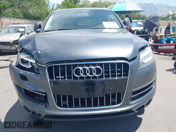 2015 Audi Q7 Premium Plus z VIN WA1LGAFE6FD009024, wystawiony jako IAAI lot #42282569 z przebiegiem 95 953 mil mil oraz . Historia ofert i sprzedaży dostępna na DreamBid. Obrazek 11.