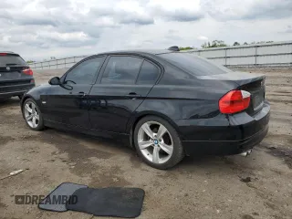 2007 BMW 3 Series 328i with VIN WBAVA33507KX82971, listed as a Copart auction lot 54677725 with 135,759 mi miles and Salvage Title. Bid and sale history available at DreamBid. Image 2.