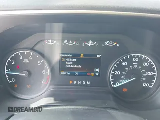 2022 Ford F-150 XL z VIN 1FTMF1CP0NKE04426, wystawiony jako IAAI lot #42320395 z przebiegiem 61 887 mil mil oraz . Historia ofert i sprzedaży dostępna na DreamBid. Obrazek 7.