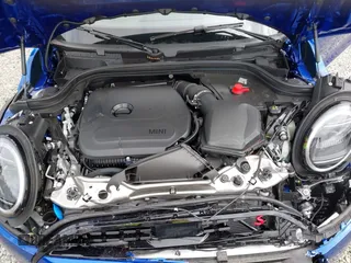 2025 MINI Convertible with VIN WMW23GX01S2X08664, listed as a IAAI auction lot 42506008 with 1,641 mi miles and . Bid and sale history available at DreamBid. Image 10.