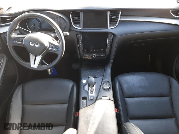 2020 Infiniti QX50 LUXE with VIN 3PCAJ5M31LF115781, listed as a Copart auction lot 37752563 with 31,373 mi miles. Bid and sale history available at carsss.com. Image 8.