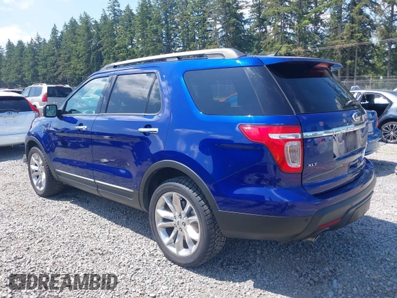 2013 Ford Explorer XLT z VIN 1FM5K8D89DGB84295, wystawiony jako IAAI lot #42420313 z przebiegiem 185 309 mil mil oraz . Historia ofert i sprzedaży dostępna na DreamBid. Obrazek 3.