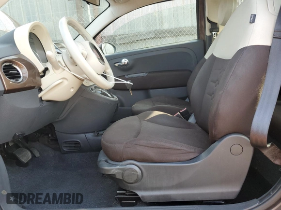 2014 FIAT 500 Pop with VIN 3C3CFFAR8ET259975, listed as a Copart auction lot 42727735 with 84,804 mi miles and Clean Title. Bid and sale history available at carsss.com. Image 7.