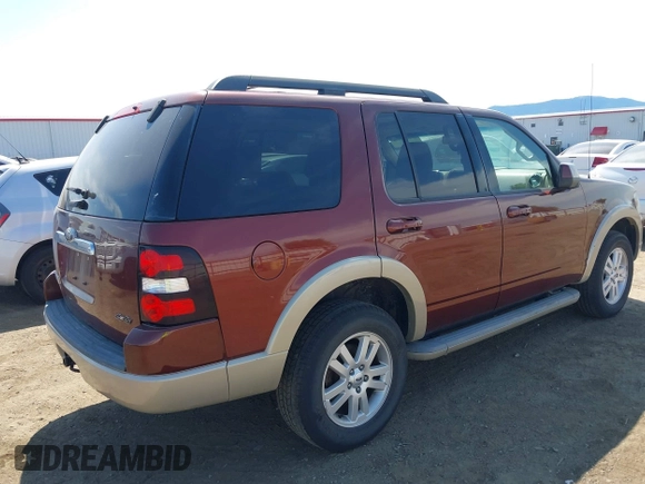 2010 Ford Explorer Eddie Bauer z VIN 1FMEU7EE5AUA73670, wystawiony jako IAAI lot #42316685 z przebiegiem 203 552 mil mil oraz . Historia ofert i sprzedaży dostępna na DreamBid. Obrazek 4.