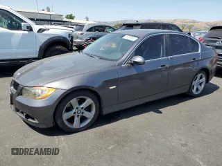 2006 BMW 3 Series 330i z VIN WBAVB33536KR73022, wystawiony jako Copart lot #59765855 z przebiegiem 190 362 mil mil oraz Szkoda całkowita • Salvage title. Historia ofert i sprzedaży dostępna na DreamBid. Obrazek 1.
